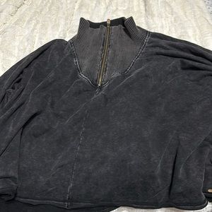 oversized sweatshirt